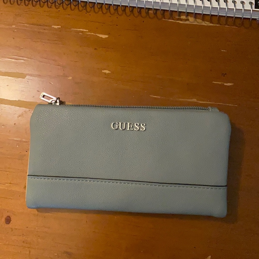Guess wallet